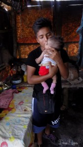 This family in Puerto Barrios, Guatemala lives and works in the local garbage dump. They now have a stash of cloth diapers thanks to donations from Lalabye Baby, Dream Diapers, and other contributors to Jake’s Diapers who teamed up with Pure Joy Missions to take care of this family’s diaper needs.
